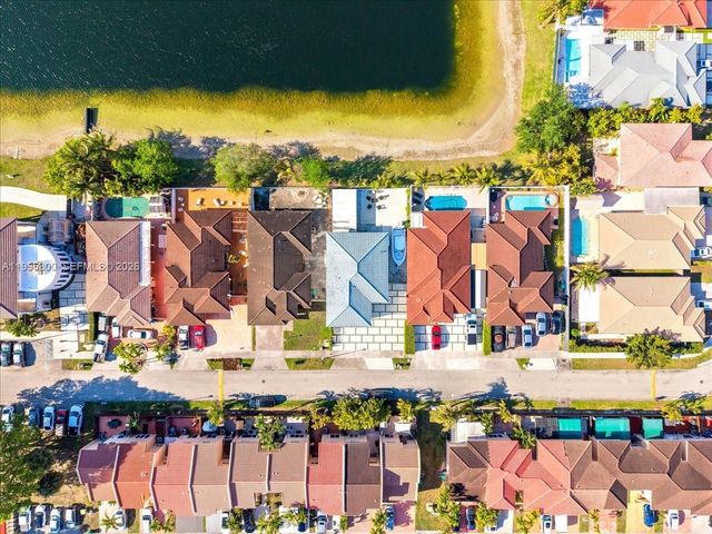 15341 SW 36th St, Miami, FL 33185