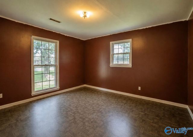 1216 Byron Avenue SW, Decatur, AL 35601