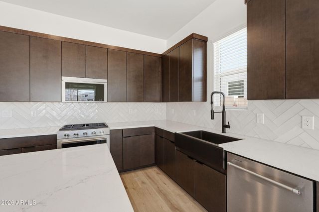 18007 W BIGHORN Avenue, Goodyear, AZ 85338