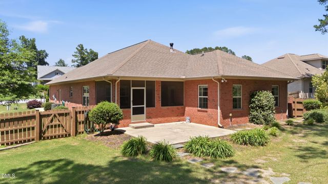 95 Cypress Ridge Way, Willow Springs, NC 27592