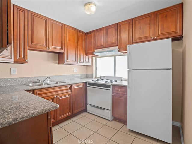 7243 Milton 5, Whittier, CA 90602