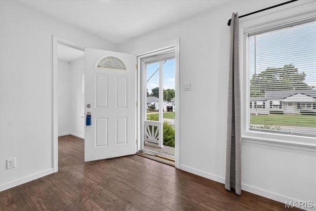 10632 Saint Francis Lane, St Ann, MO 63074