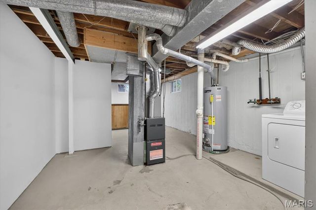 10632 Saint Francis Lane, St Ann, MO 63074