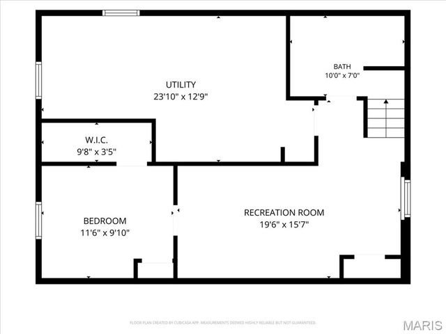 10632 Saint Francis Lane, St Ann, MO 63074