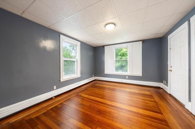11 Fernwood Ave, Lynn, MA 01904