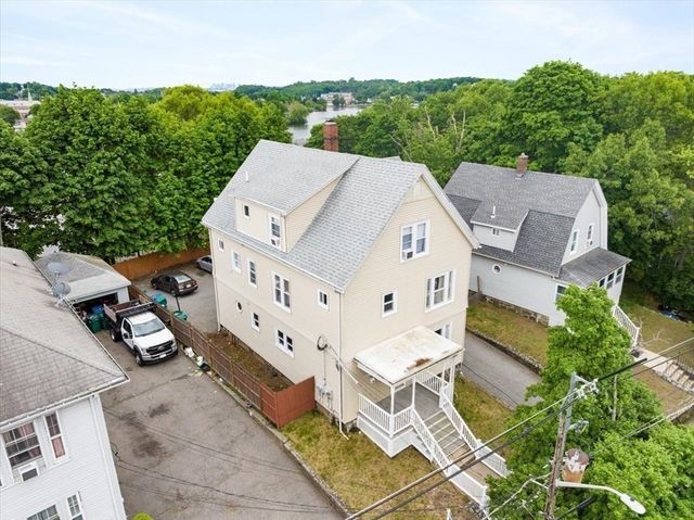 11 Fernwood Ave, Lynn, MA 01904