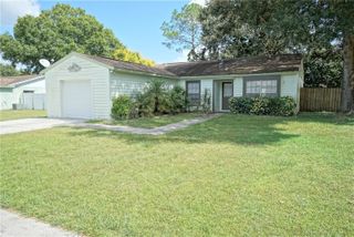 4904 CROFTON WAY, Tampa, FL 33625