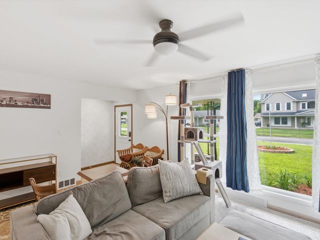 25107 Saint Christopher Street, Harrison Twp, MI 48045