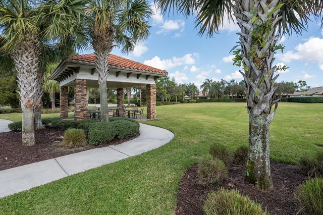 4127 Siena Circle, Wellington, FL 33414