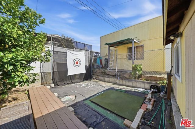1220 Crenshaw Boulevard, Los Angeles, CA 90019