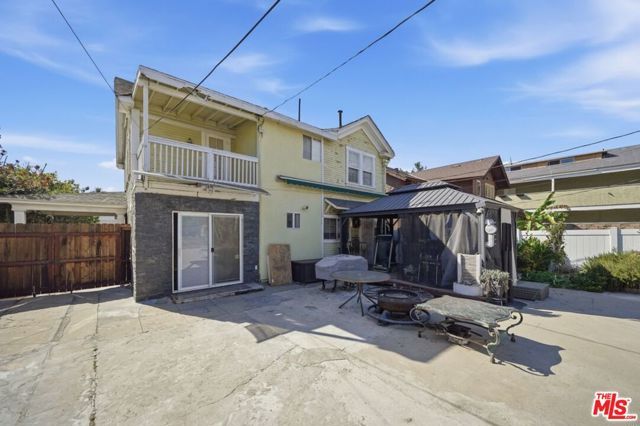 1220 Crenshaw Boulevard, Los Angeles, CA 90019