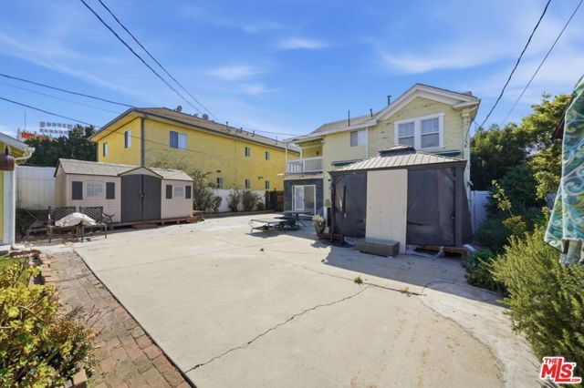 1220 Crenshaw Boulevard, Los Angeles, CA 90019