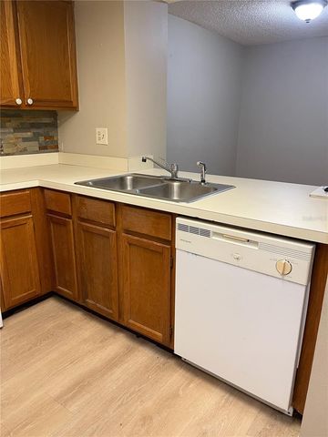 4873 PURITAN CIRCLE 2401, Tampa, FL 33617