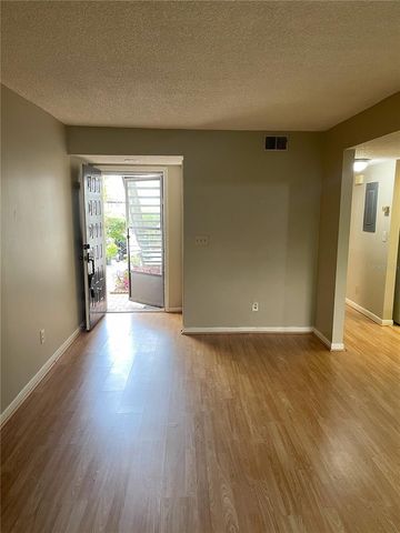 4873 PURITAN CIRCLE 2401, Tampa, FL 33617