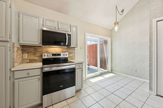 3127 Royal Lane, Dallas, TX 75229