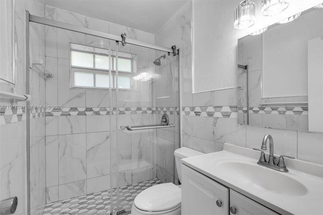 6863 SW 21st St, Miramar, FL 33023