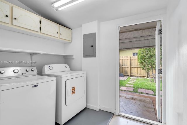 6863 SW 21st St, Miramar, FL 33023