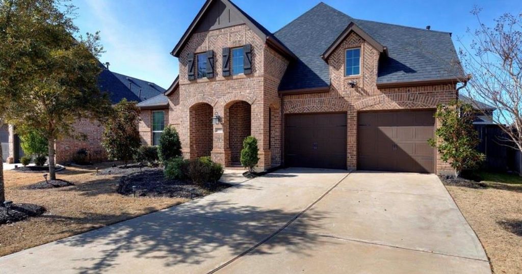 28514 Holden Ridge Lane, Fulshear, TX 77441
