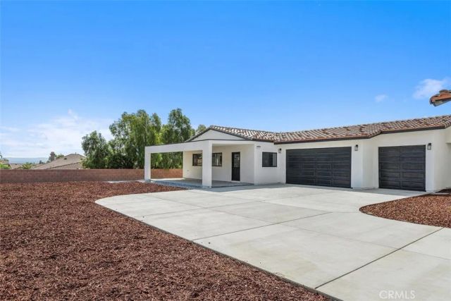 4477 Gilchrist Drive, Riverside, CA 92505