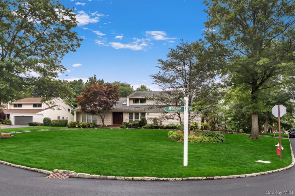 70 Juniper Lane, Muttontown, NY 11791 — exterior