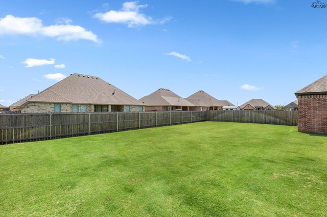 4802 SILVER CREST DRIVE, Wichita Falls, TX 76310