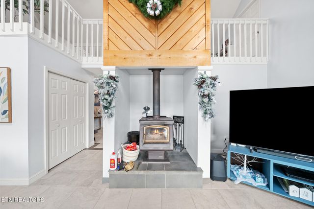 1260 Arrowhead Drive, Crossville, TN 38572