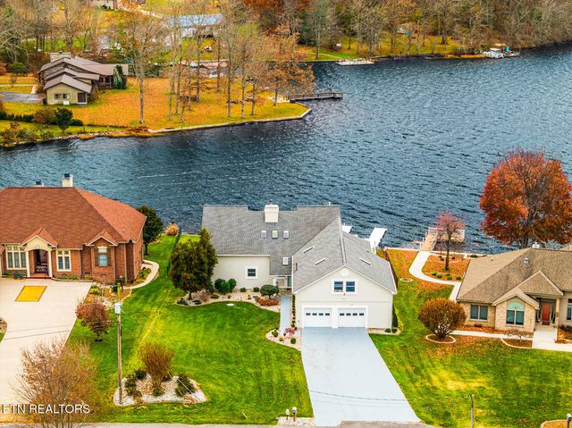 1260 Arrowhead Drive, Crossville, TN 38572