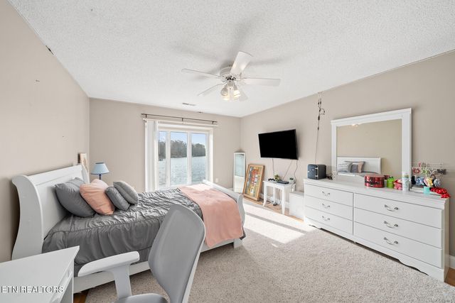 1260 Arrowhead Drive, Crossville, TN 38572