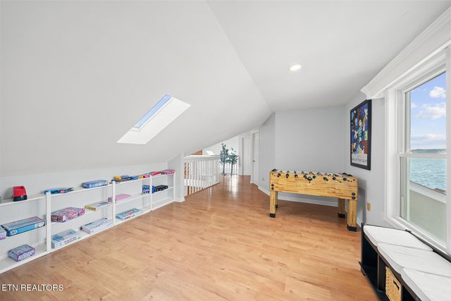 1260 Arrowhead Drive, Crossville, TN 38572