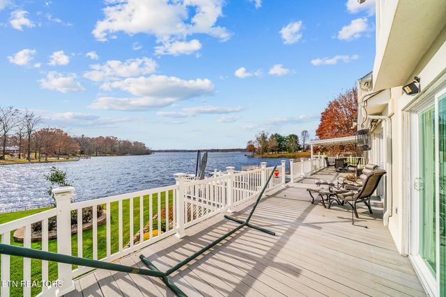 1260 Arrowhead Drive, Crossville, TN 38572