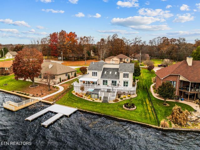 1260 Arrowhead Drive, Crossville, TN 38572