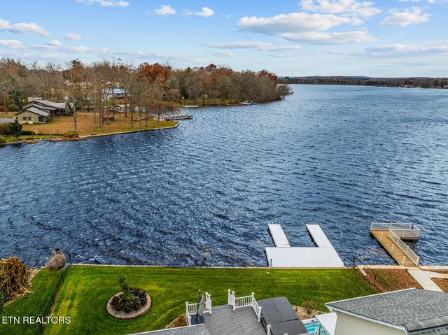 1260 Arrowhead Drive, Crossville, TN 38572