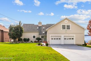 1260 Arrowhead Drive, Crossville, TN 38572