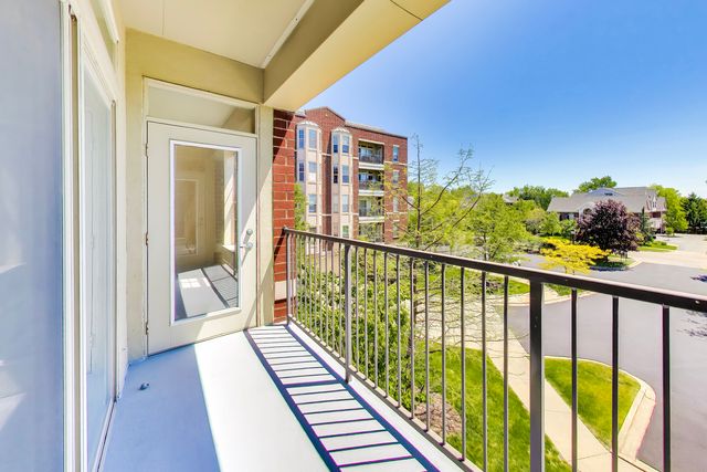 511 Prestwick Lane 307, Wheeling, IL 60090