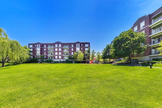 511 Prestwick Lane 307, Wheeling, IL 60090