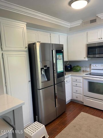 3709 Summershore Lane, Westlake Village, CA 91361