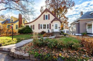 2811 E 18TH Street, Davenport, IA 52803