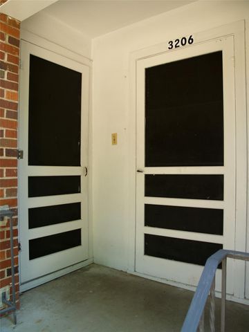 3206 Tom Green ST F, Austin, TX 78705