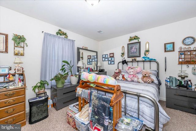 829-831 ROSE HILL AVE, Hagerstown, MD 21740