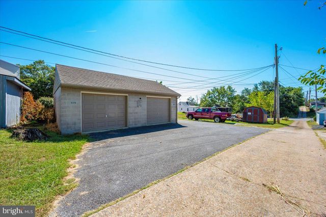 829-831 ROSE HILL AVE, Hagerstown, MD 21740