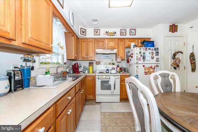 829-831 ROSE HILL AVE, Hagerstown, MD 21740