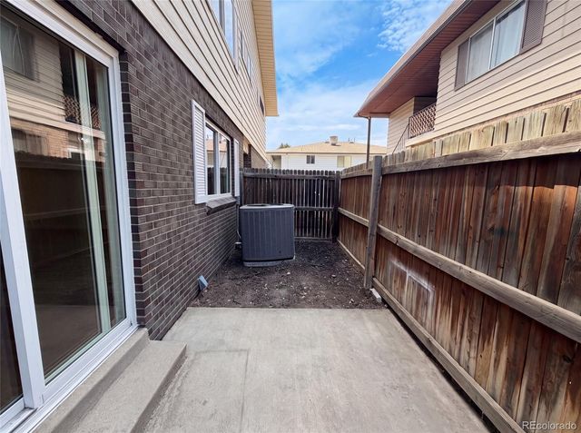 9867 Lane Street, Denver, CO 80260