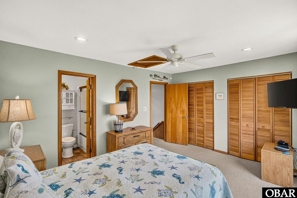 Image 26 of property listing at 131 Georgetown Sands Road, Duck, NC 27949