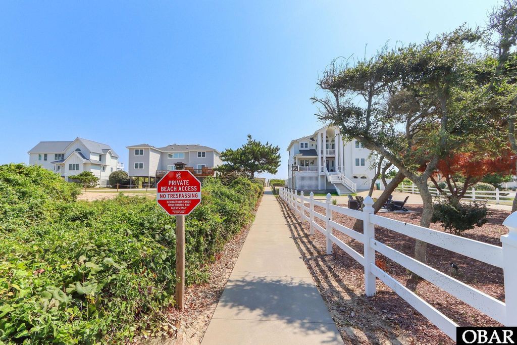 Image 38 of property listing at 131 Georgetown Sands Road, Duck, NC 27949