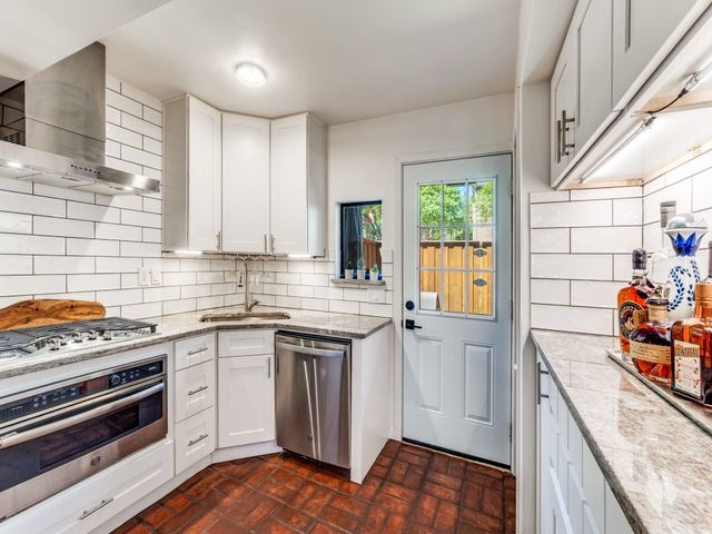 3639 Hawthorne Avenue, Dallas, TX 75219