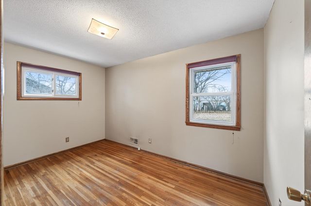 75 99th Avenue NW, Coon Rapids, MN 55448