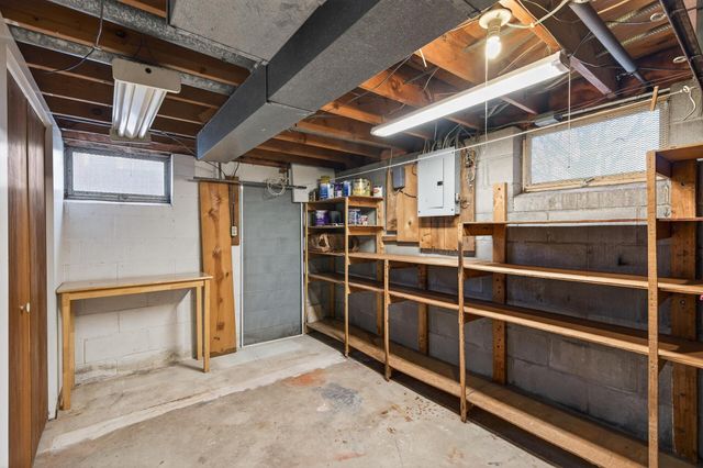 75 99th Avenue NW, Coon Rapids, MN 55448