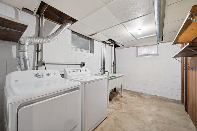 75 99th Avenue NW, Coon Rapids, MN 55448