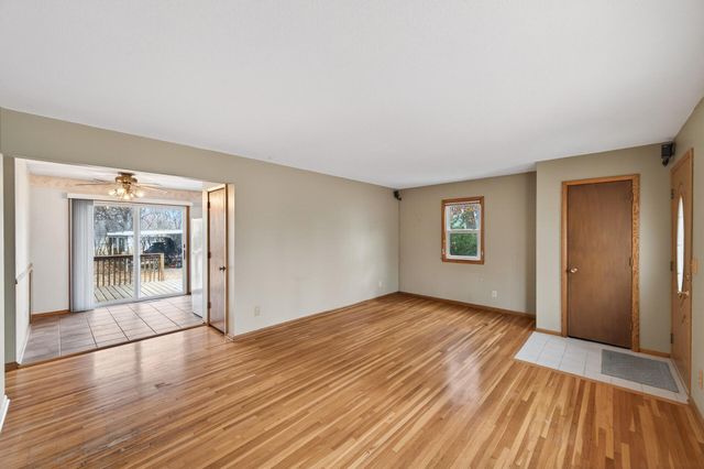 75 99th Avenue NW, Coon Rapids, MN 55448