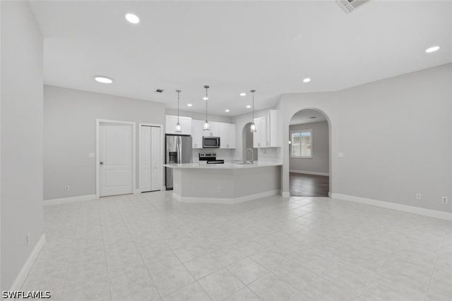 11528 Woodmount LN, Estero, FL 33928